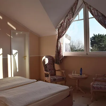 Gaestehaus Barese Bed & Breakfast Bad Münder am Deister