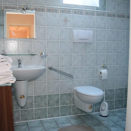 Gaestehaus Barese Oda ve Kahvaltı