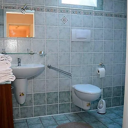 Gaestehaus Barese Oda ve Kahvaltı Bad Münder am Deister