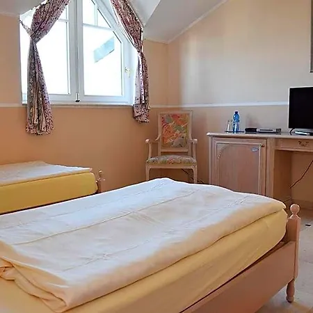 Oda ve Kahvaltı Gaestehaus Barese 3*